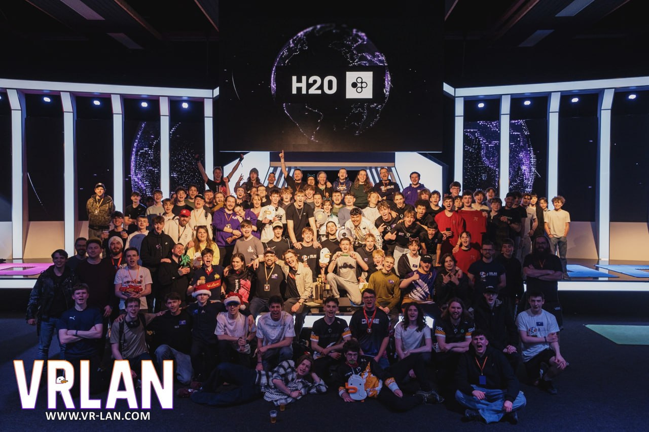 VR LAN community